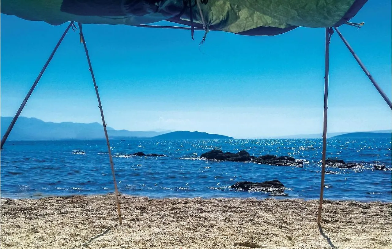 Awesome Apartment In Kastel Stafilic Kastela