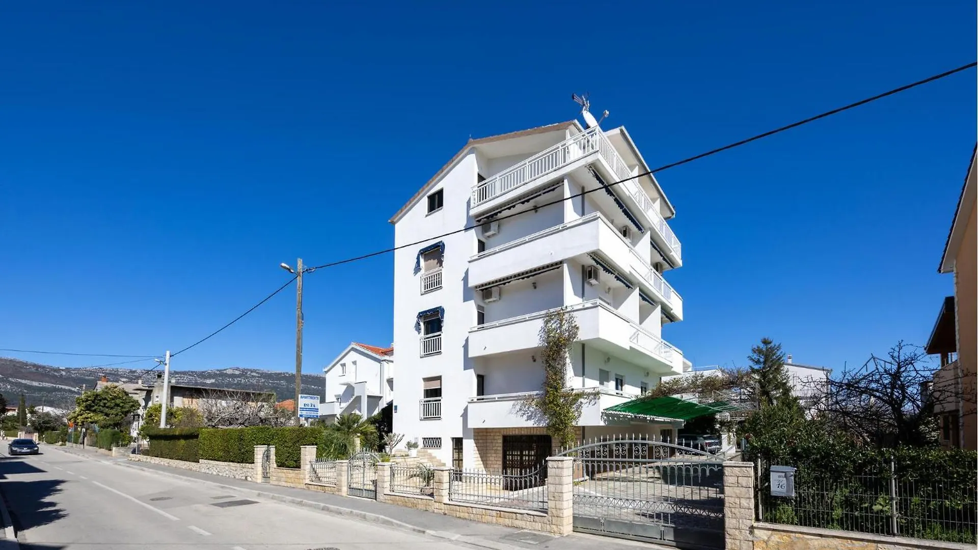 Awesome Apartment In Kastel Stafilic Kastela Croatia