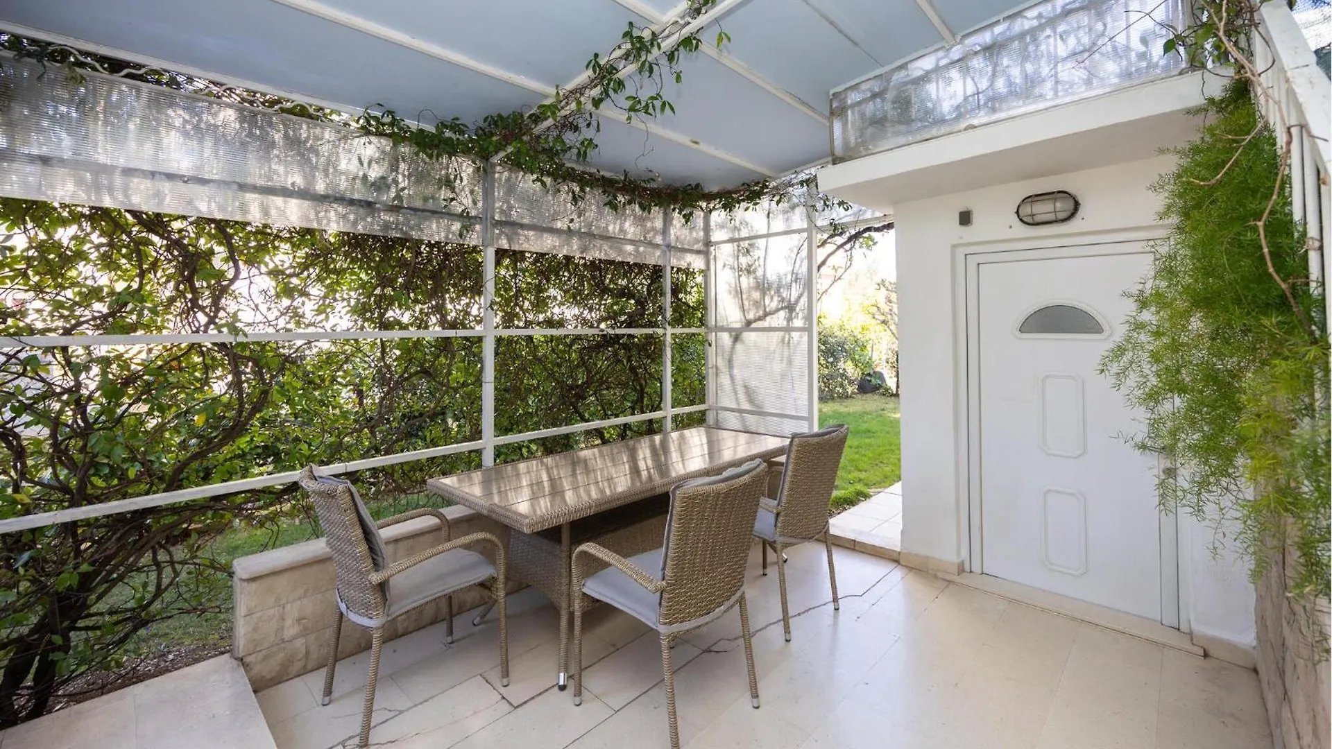 Awesome Apartment In Kastel Stafilic Kastela