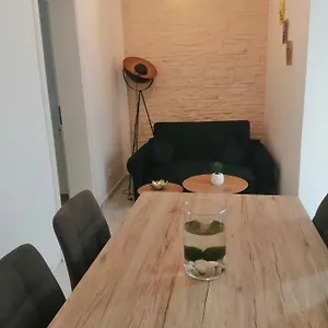 Apartman Marita, Kastela